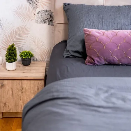 Premium Fair - Fast Wifi *