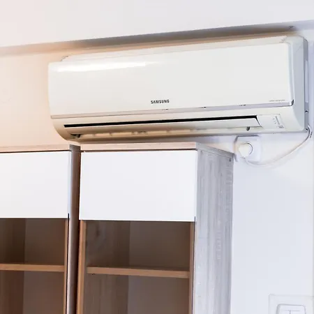 Premium Fair - Fast Wifi Apartment Novi Sad