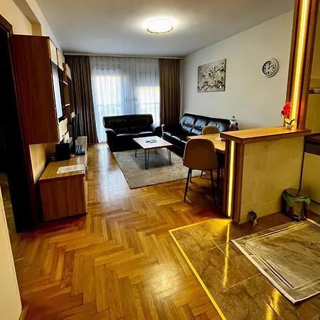 דירה Premium Fair - Fast Wifi נובי סאד