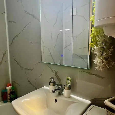 Premium Fair - Fast Wifi